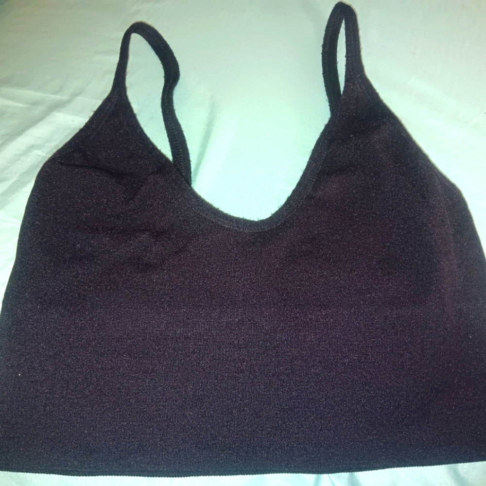 Women's size medium,  black sports bra